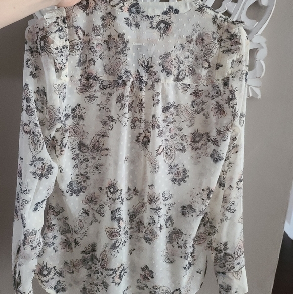 Express Button Up - Picture 4 of 9